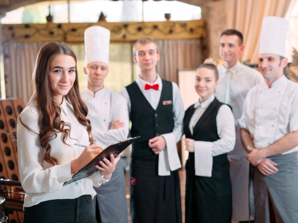 Best Restaurant Uniform Suppliers in UAE