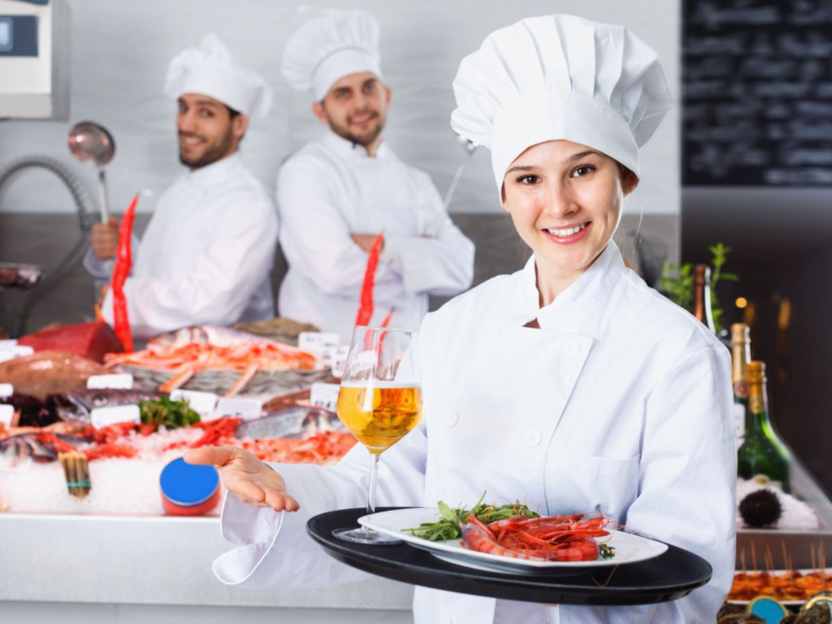 Finding the Perfect Chef Uniform for Your Restaurant in Sharjah